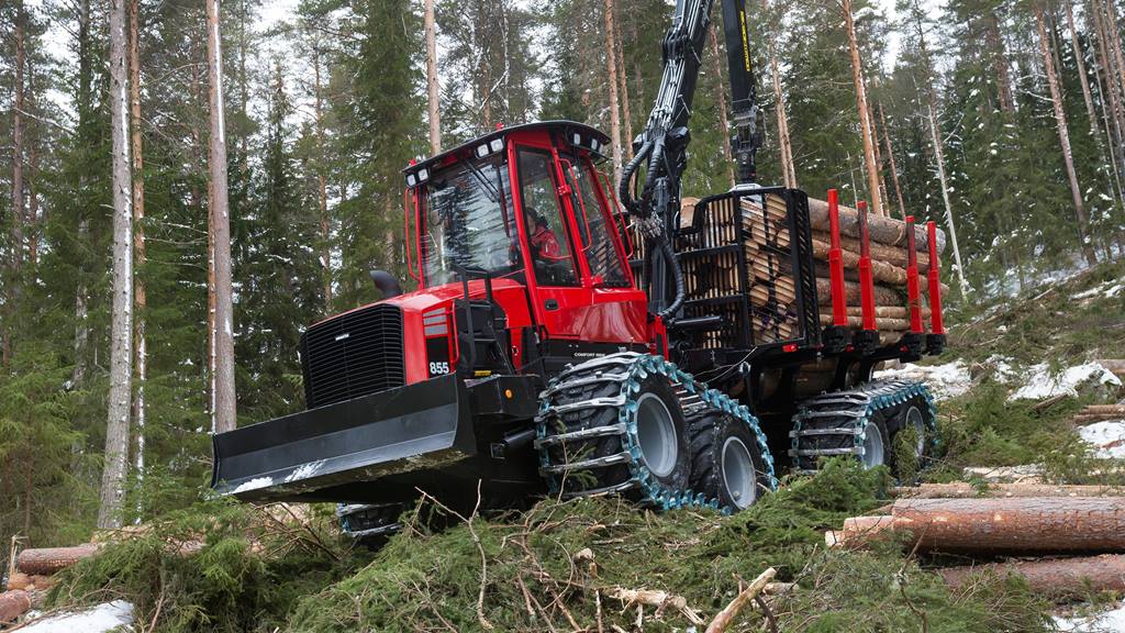 Komatsu 855 with Comfort Ride